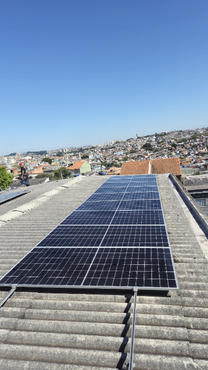 Eletricista Anderson Pinheiro — Manutenção fotovoltaica em São Paulo/SP