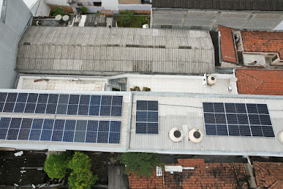 Eletricista — Manutenção fotovoltaica em São Paulo/SP